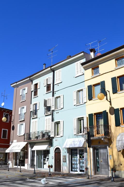 Relais De La Place Leilighet Desenzano del Garda Eksteriør bilde